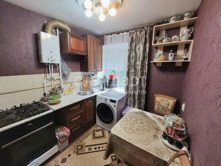 2-к. квартира, 43,3 м², 3/4 эт.