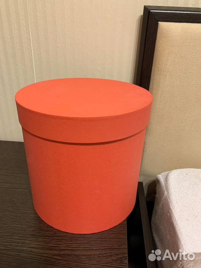 Коробка подарочная с наполнителем