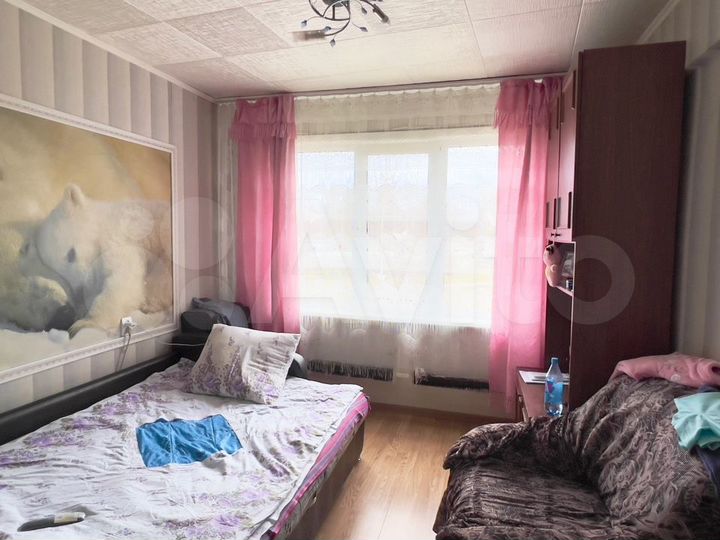 3-к. квартира, 70 м², 1/4 эт.