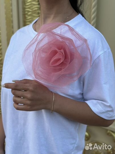 Брошь цветок