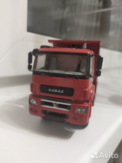 Камаз 65802-87 (S5) 1:43