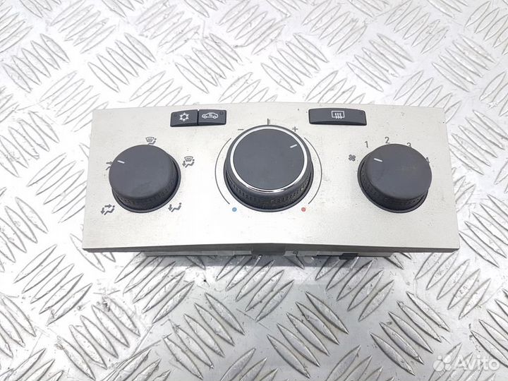 Блок управления печкой на Опель зафира б