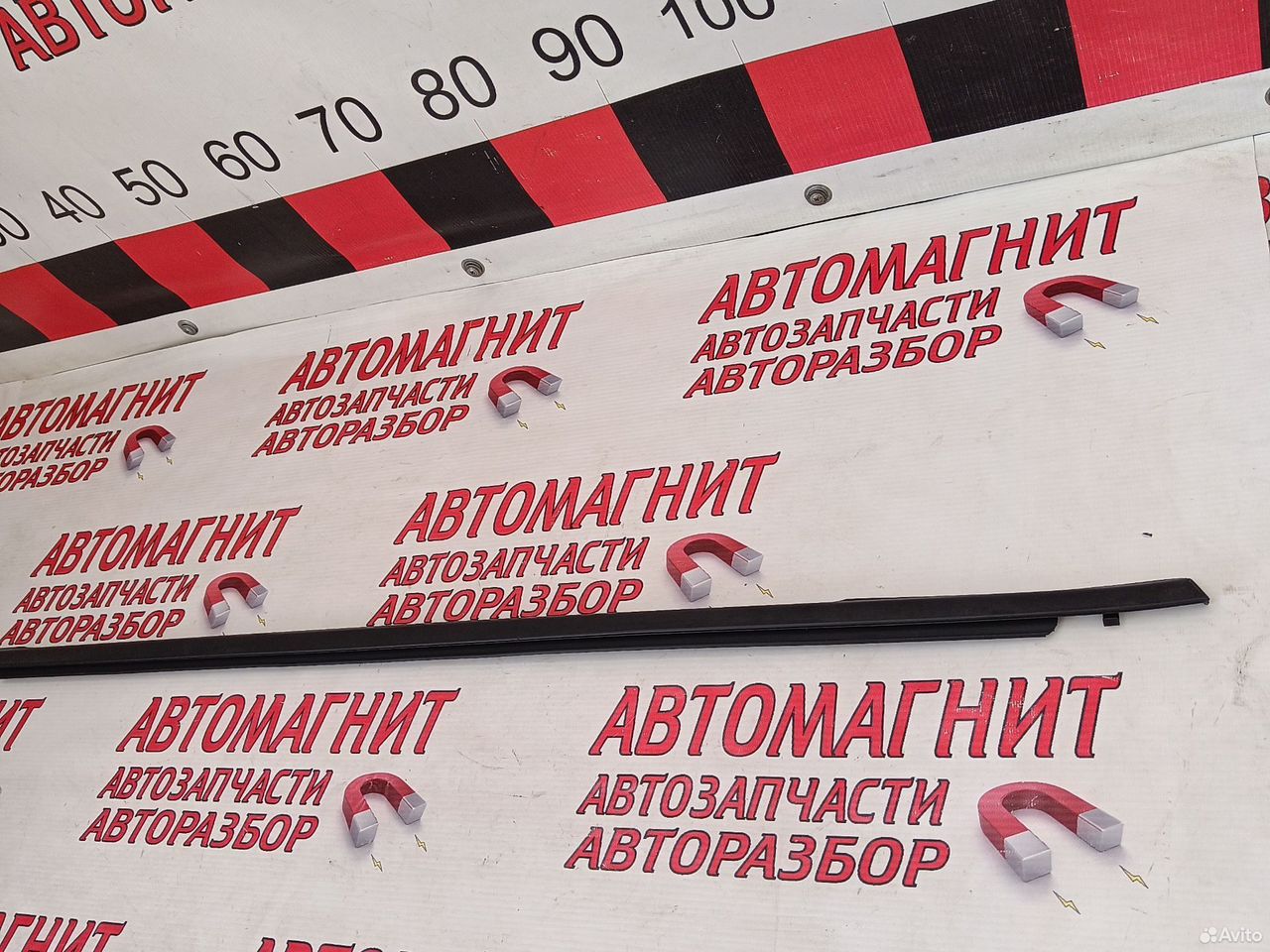 Уплотнитель стекла задний Хендай Туксон 4 NX