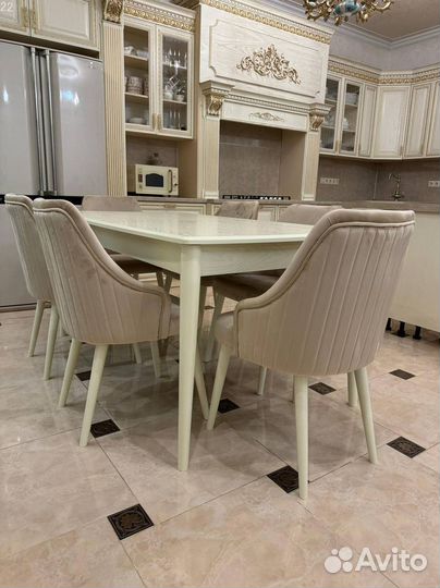 Стол и стулья от производителя. В наличии