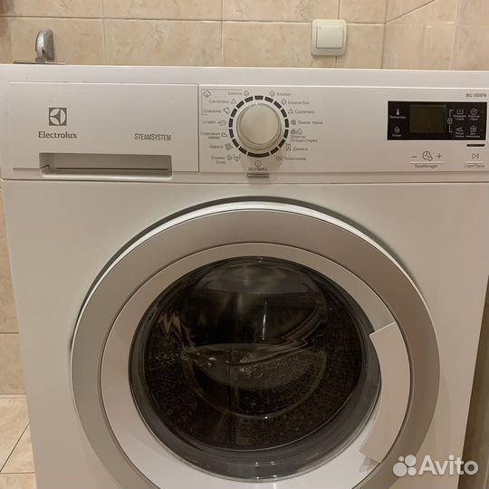 Стиральная машина Electrolux EWF1486GDW