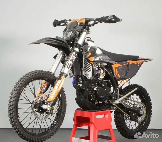 Мотоцикл Avantis Enduro 300 PRO Carb FCR