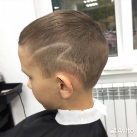 Услуги парикмахера и мастера маникюра