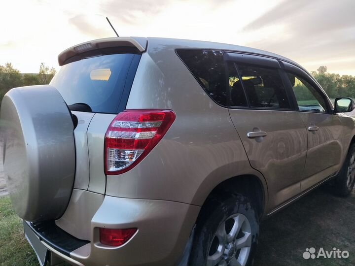 Toyota RAV4 2.0 CVT, 2010, 222 000 км