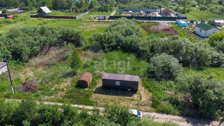 Дача 20 м² на участке 8 сот.