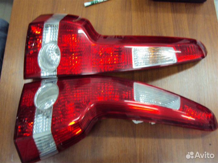 Фонарь задний правый Volvo V50 SW61 B5244S 2006