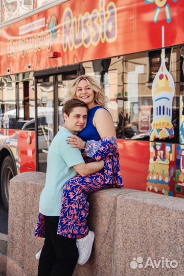 Уличный фотограф love story