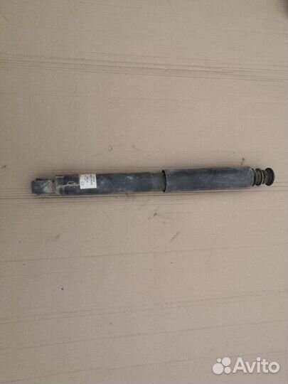 Амортизатор задний задний Toyota Land Cruiser