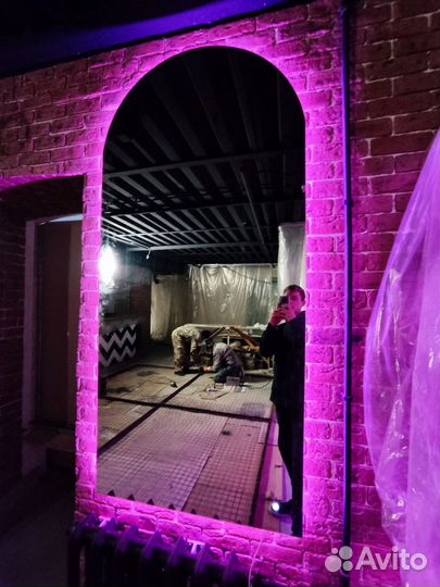 Зеркало с подсветкой на заказ