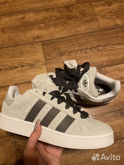 Мужские кроссовки campus 00s W