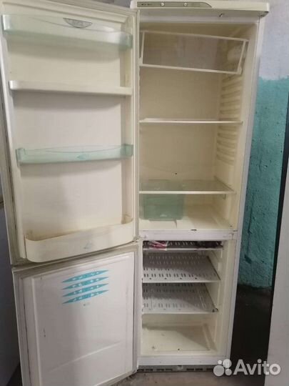 Холодильник Стинол