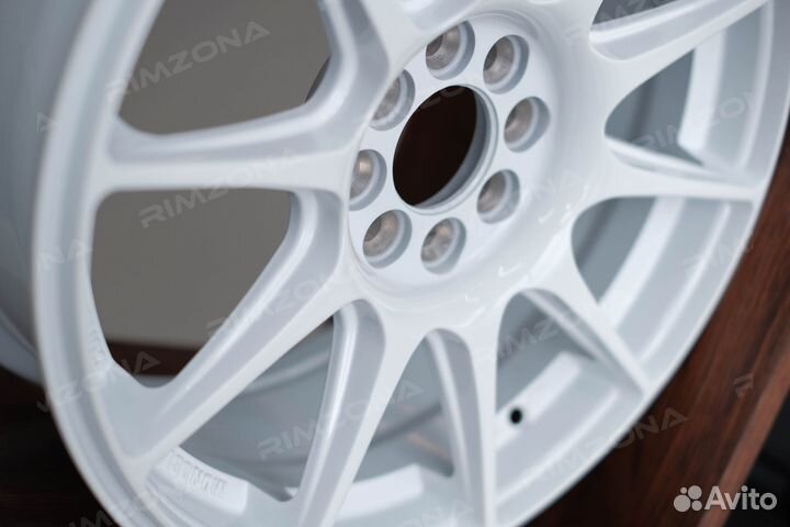 Литые диски XXR R17 для X-Ray. Рассрочка