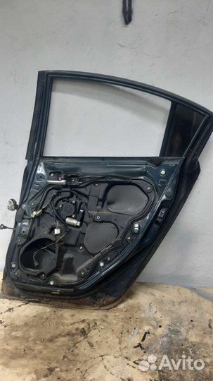 Дверь задняя правая в сборе mazda 3 bk