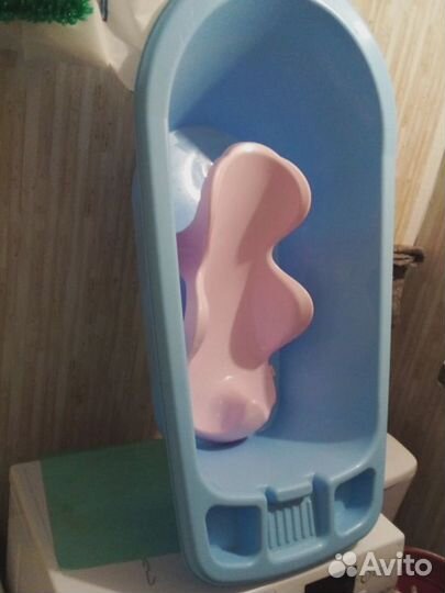 Ванночка и горка для малыша