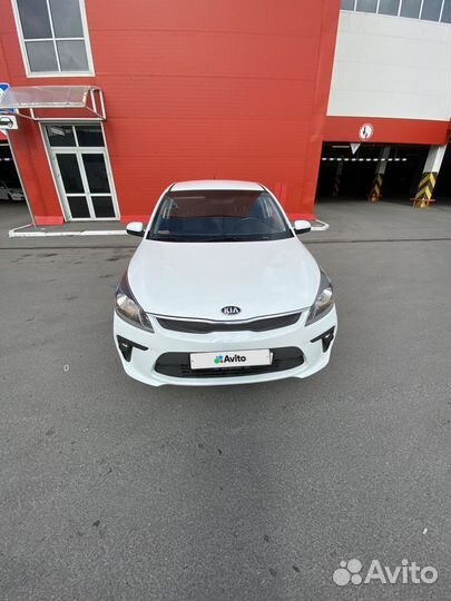Kia Rio 1.6 МТ, 2017, битый, 43 000 км