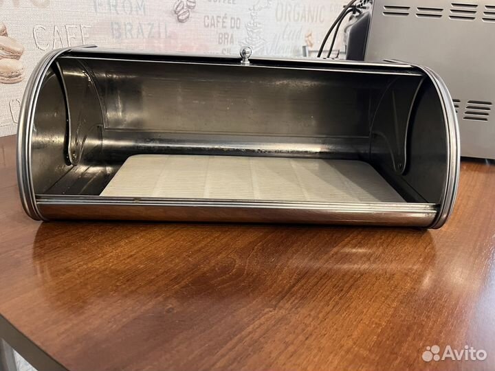 Хлебница металлическая