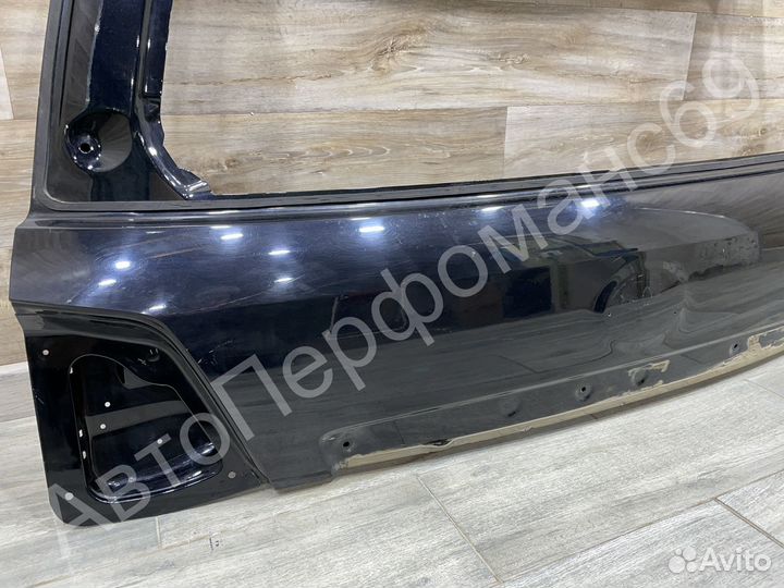 Крышка багажника Toyota Land Cruiser 200 2007-2015