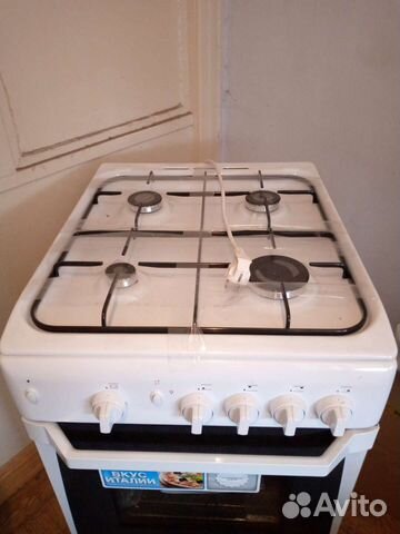 Газовая плита новая Indesit с электроподжигом