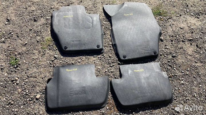 Комплект ковриков в салон Peugeot 308