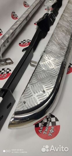 Подножки боковые M. Outlander