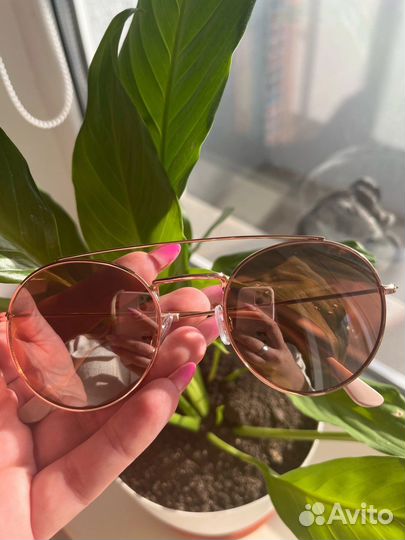 Солнцезащитные очки