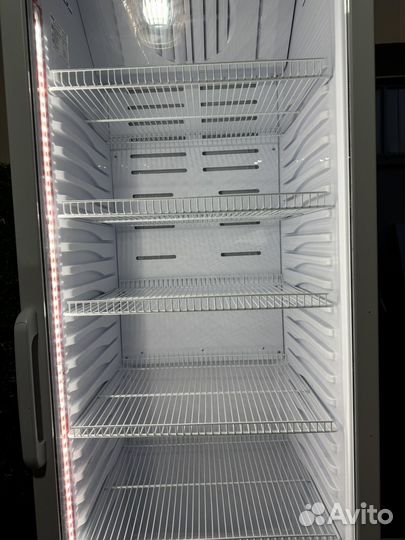Холодильник бирюса