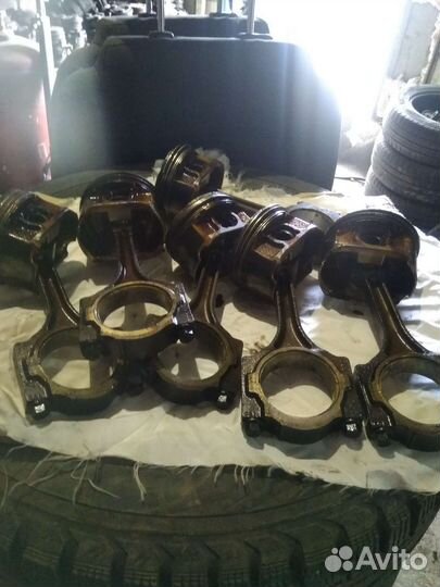 Поршень с шатуном Chevrolet captiva 3.2