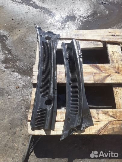 Решетка стеклоочистителя Kia Spectra