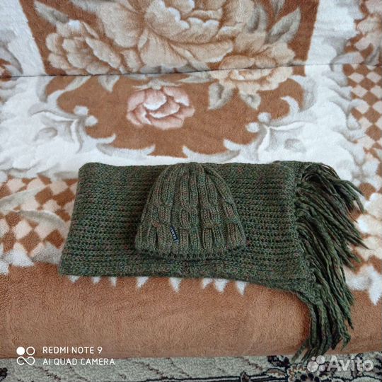 Комплект шапка и шарф женский