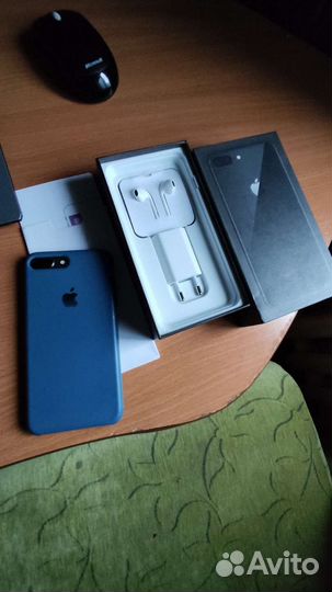 iPhone 8 plus 64gb
