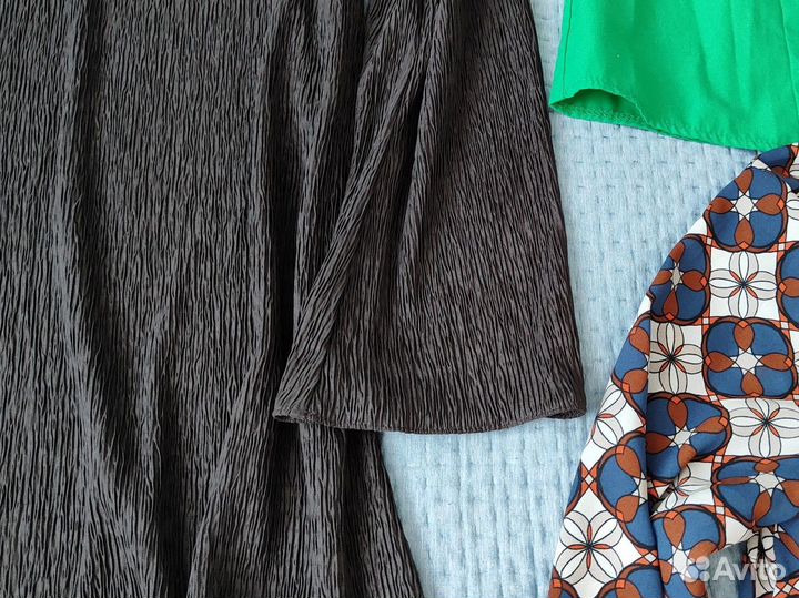 2 платья мини в идеале на 42 44 46