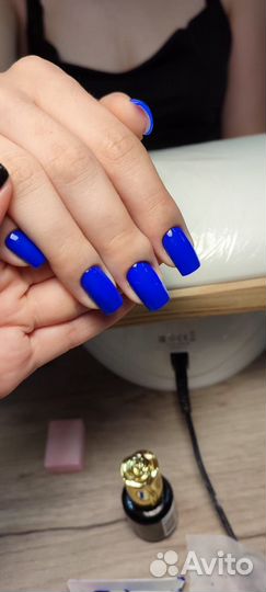 Маникюр и педикюр