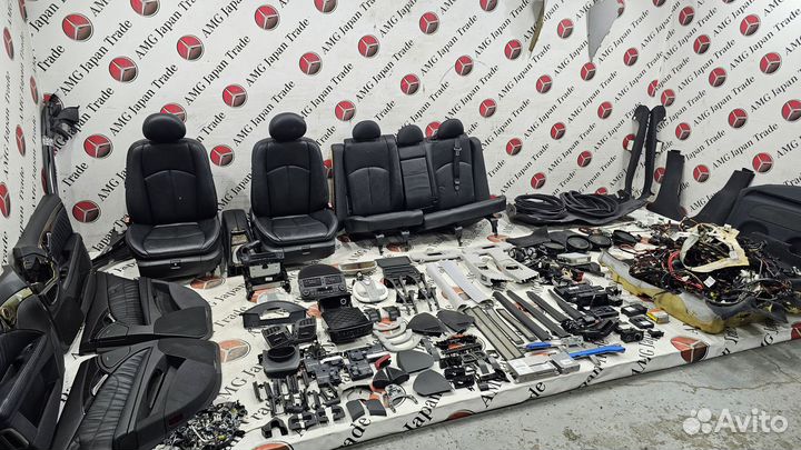 Салон кожа на Mercedes-Benz W211