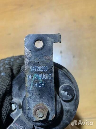 Звуковой сигнал Chevrolet Trailblazer 31Ux 2.8