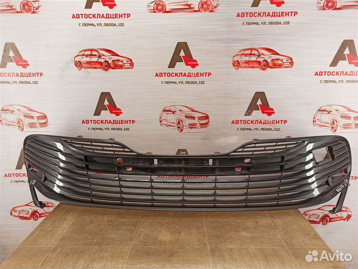 Решетка бампера переднего Toyota Camry (Xv70)