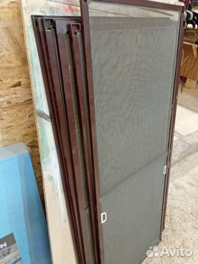 Москитные сетки на окна