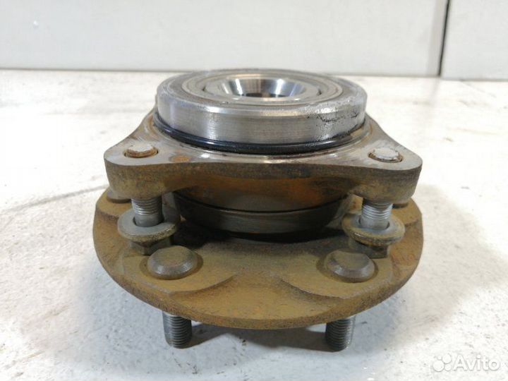 Ступица передняя левая Toyota Land Cruiser Prado