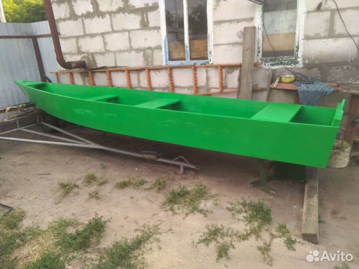 Лодка деревянная под мотор