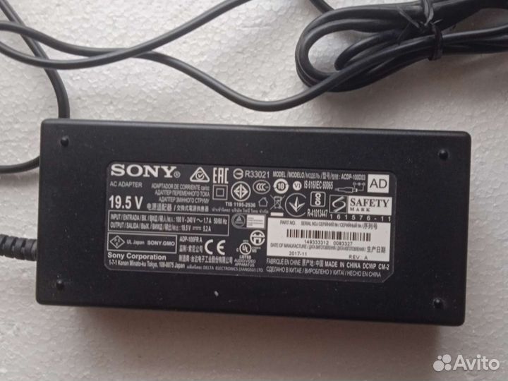 Блок питания адаптер acop-100D03 19,5 v