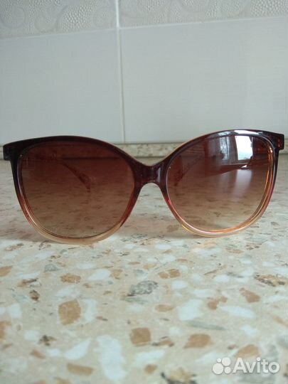Солнцезащитные очки женские