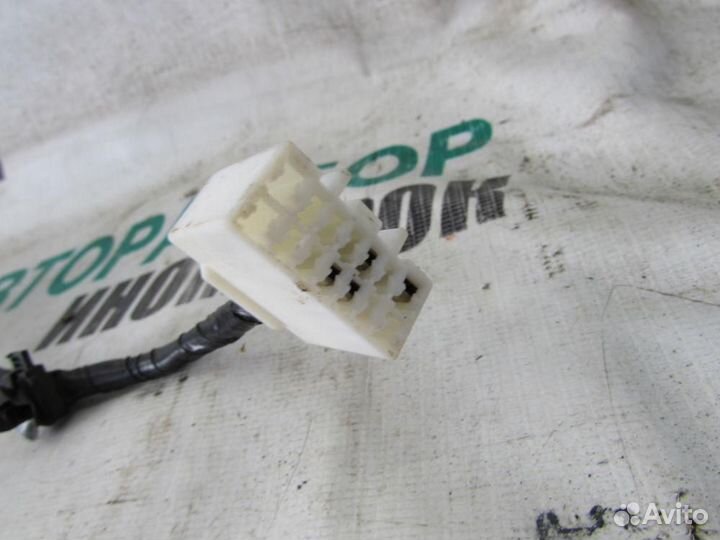 Проводка двери для Mazda BT-50 2006-2012г