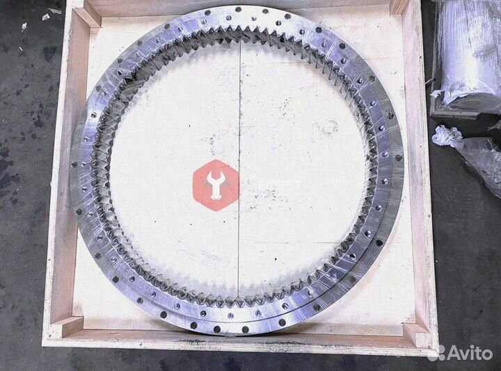 Опорно-поворотный круг Hyundai R130W