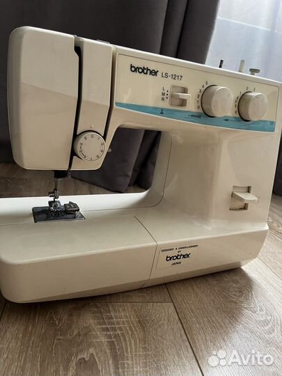 Швейная машина Brother
