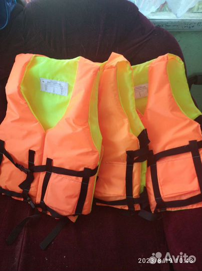 Спасательный жилет 3шт