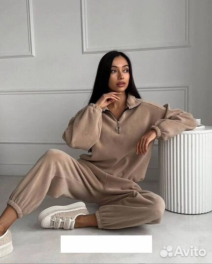 Костюм спортивный женский