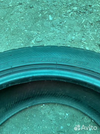 Yokohama A520 235/45 R17 93W